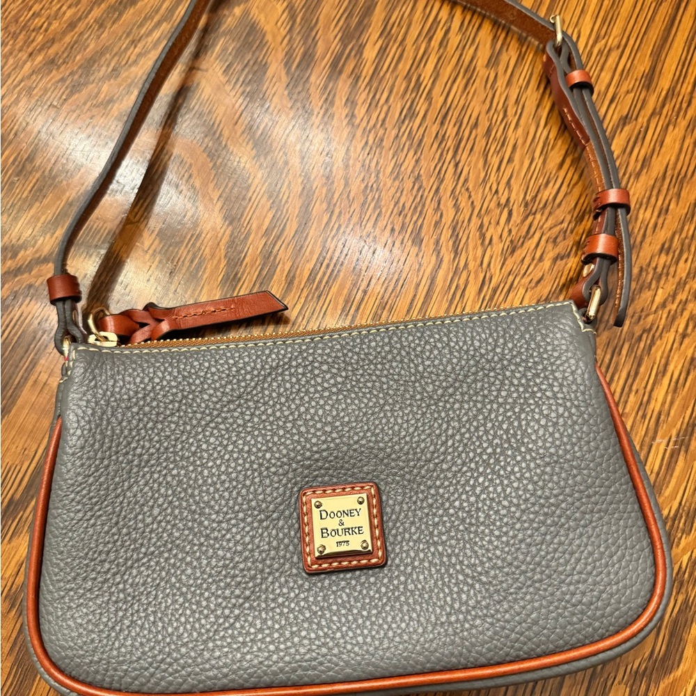 Dooney & Bourke Lexi Shoulder/Crossbody Bag